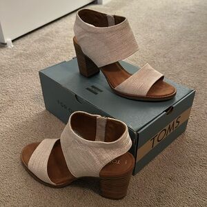 Toms Majorca Cutout Sandal